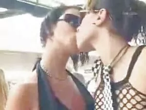 Czarny fajne mamuski ...