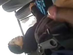 Aby usiąść z nim prz ...