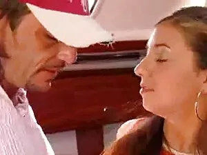 Dziewczynka, mamuski ...